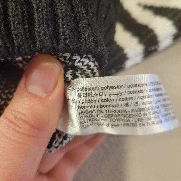Zara Pizza Knit Sweater Black White Print Size Small - Picture 4 of 8